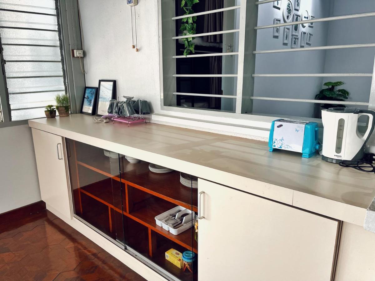 Bunk Puteh Homestay Kuala Terengganu Exterior foto